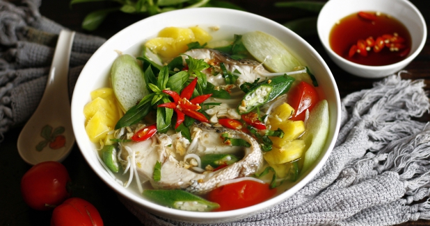 Canh chua và những kí ức tuổi thơ - Cơm Niêu Nướng Ngói