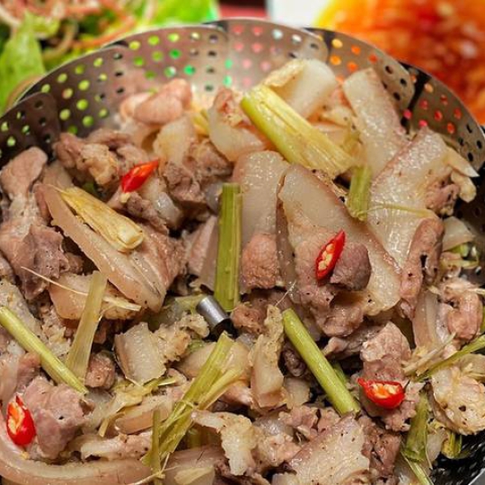 Heo rừng lai hấp